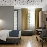 Xzllenz Traum Studio-apartment, Frei-parken, U-bahn, Kueche Nuremberg