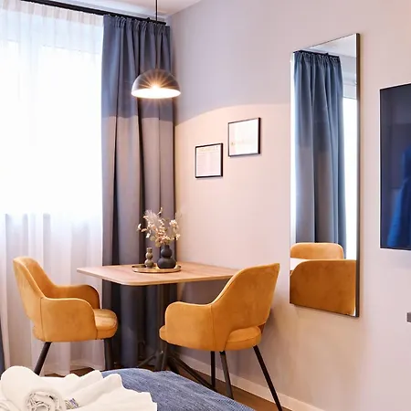 Appartamento Xzllenz Traum Studio-apartment, Frei-parken, U-bahn, Kueche *