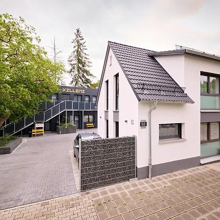 Xzllenz Traum Studio-apartment, Frei-parken, U-bahn, Kueche