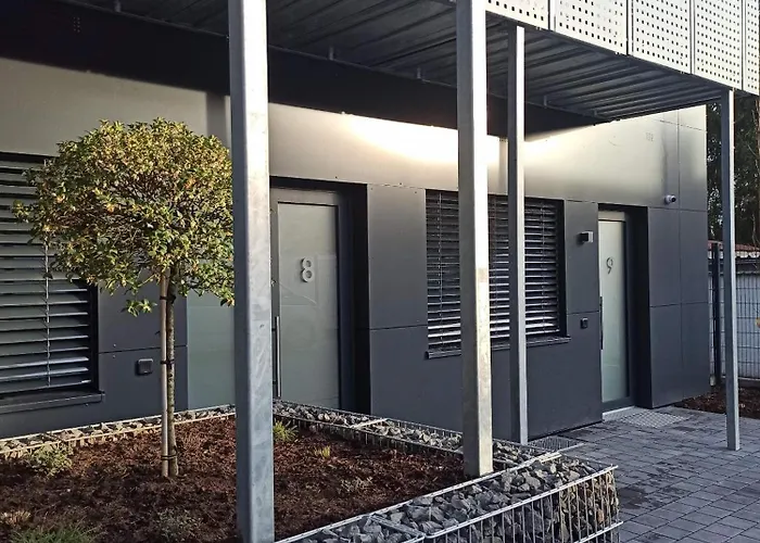 Xzllenz Traum Studio-apartment, Frei-parken, U-bahn, Kueche شقة